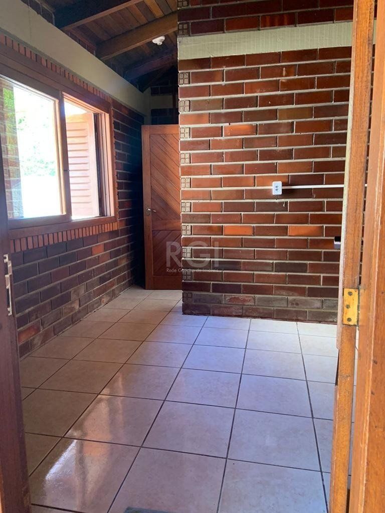 Casa à venda com 5 quartos, 220m² - Foto 9