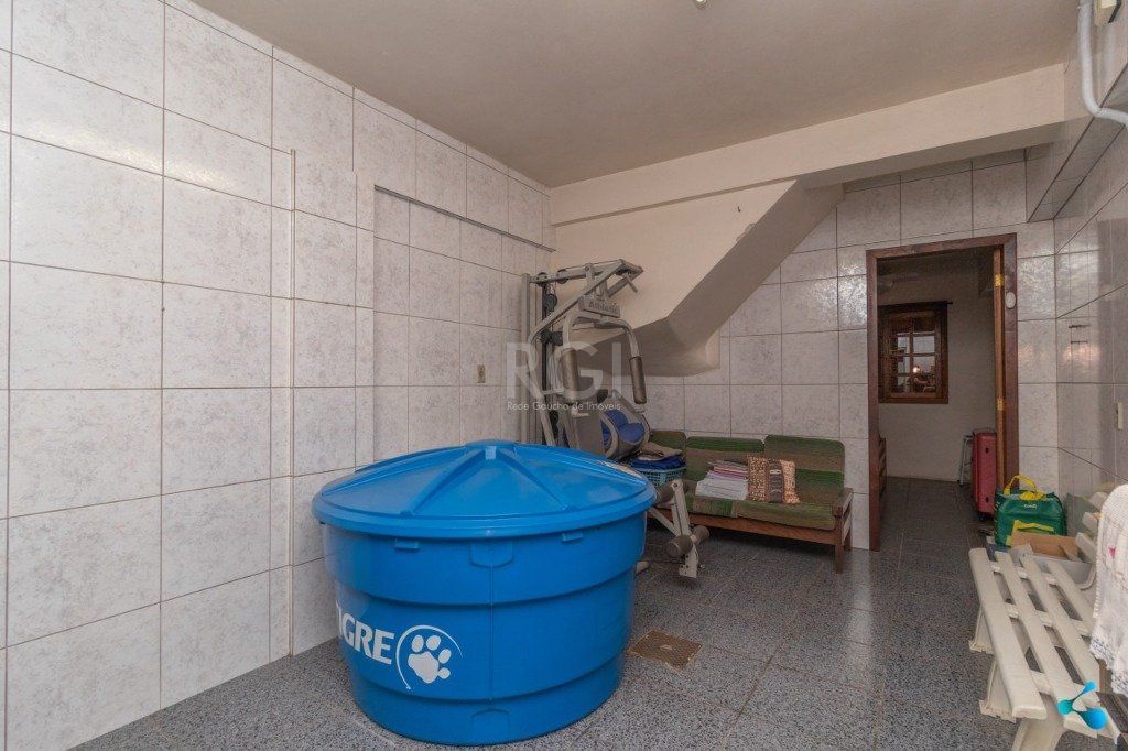 Casa à venda com 3 quartos, 272m² - Foto 36
