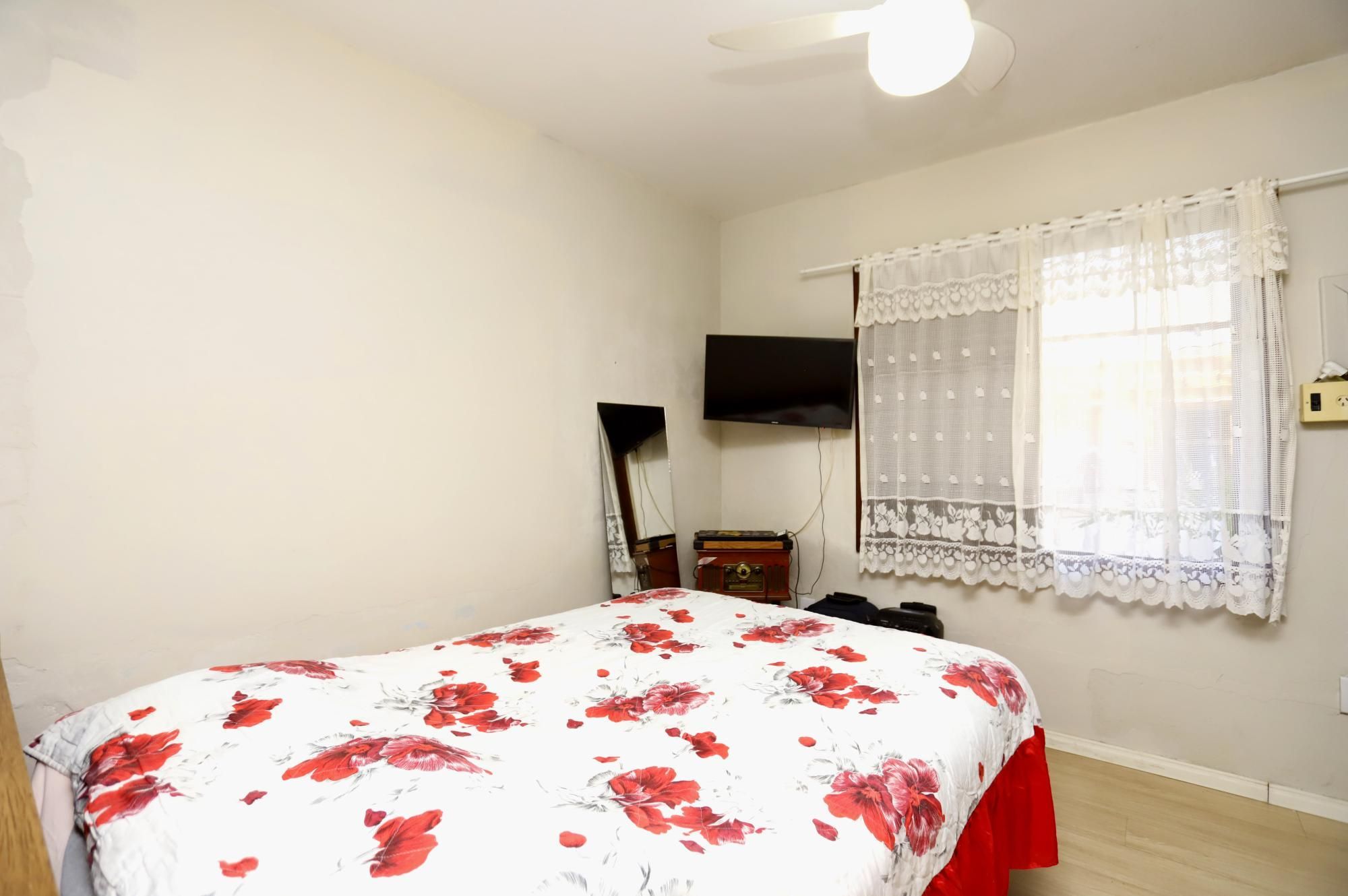 Casa à venda com 2 quartos, 272m² - Foto 30