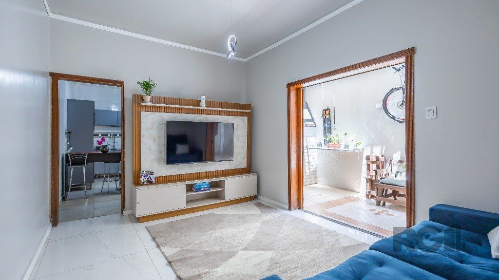 Apartamento à venda com 2 quartos, 76m² - Foto 1