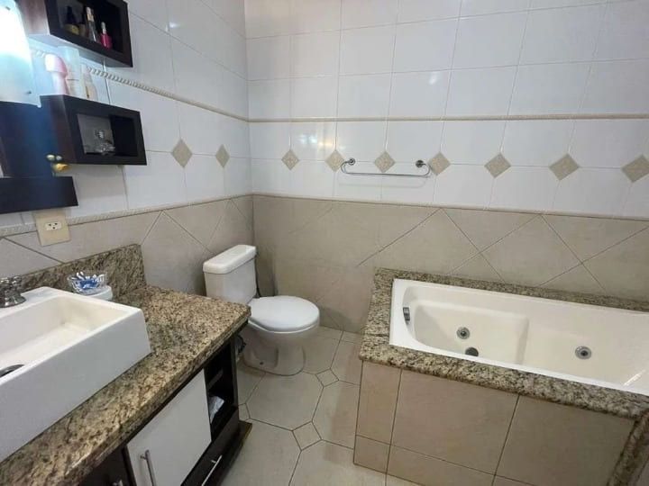 Casa à venda com 4 quartos, 161m² - Foto 18