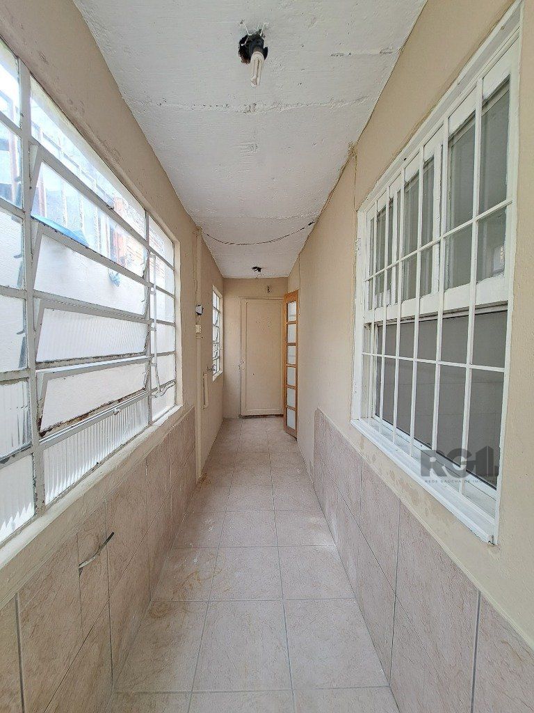 Casa à venda com 2 quartos, 59m² - Foto 19