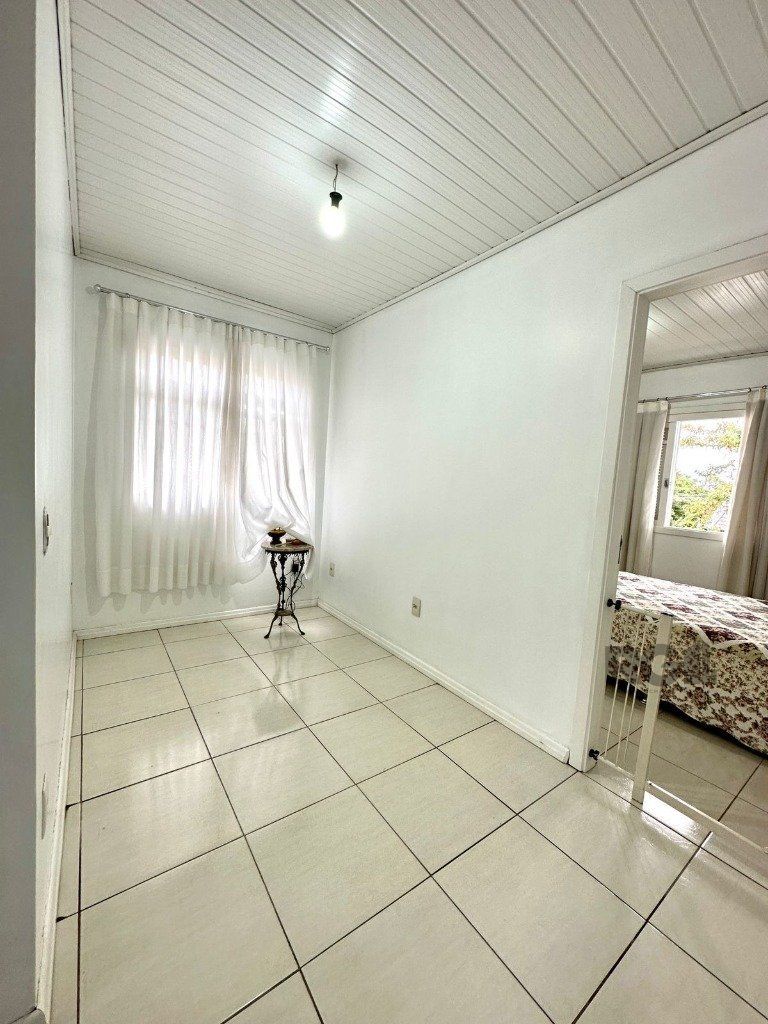 Casa à venda com 2 quartos, 105m² - Foto 7