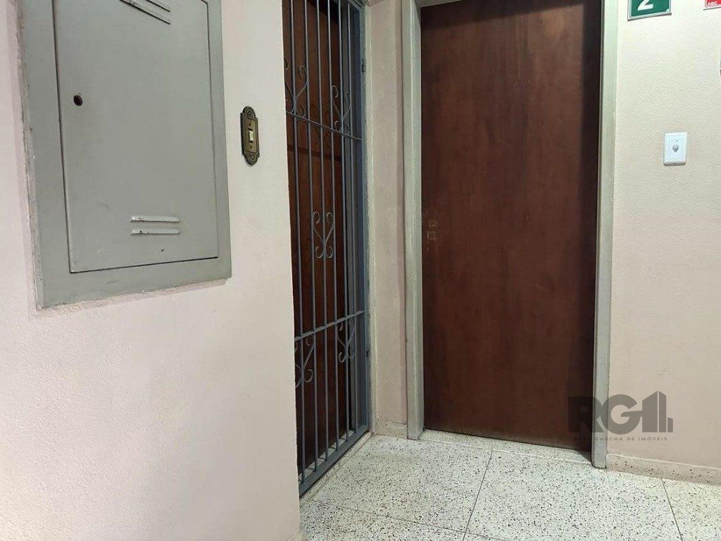 Apartamento à venda com 2 quartos, 79m² - Foto 17