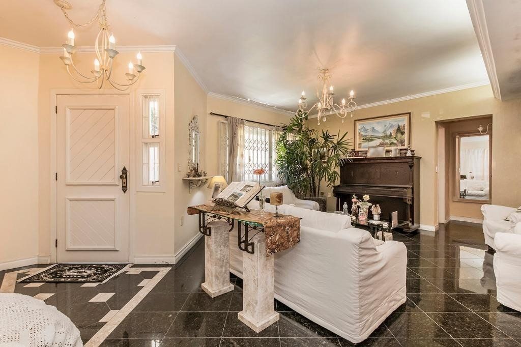 Casa à venda com 3 quartos, 378m² - Foto 4
