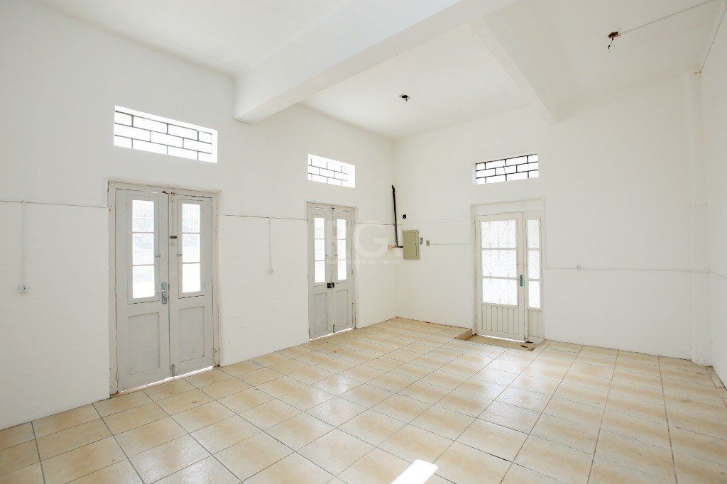 Prédio Inteiro à venda com 2 quartos, 200m² - Foto 2
