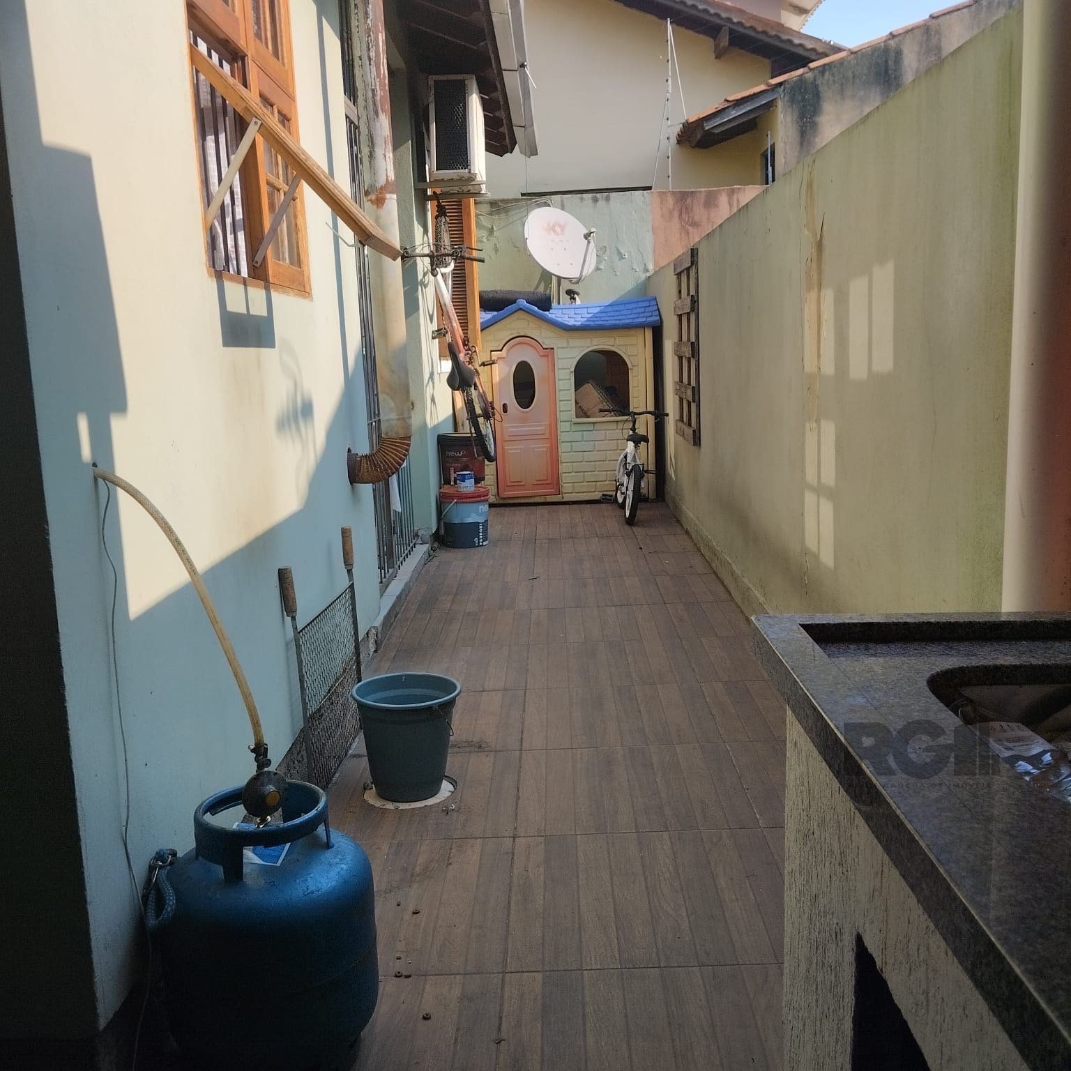Casa à venda com 3 quartos, 119m² - Foto 14