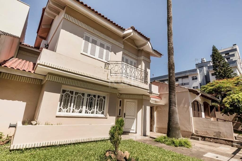 Casa à venda com 3 quartos, 378m² - Foto 1