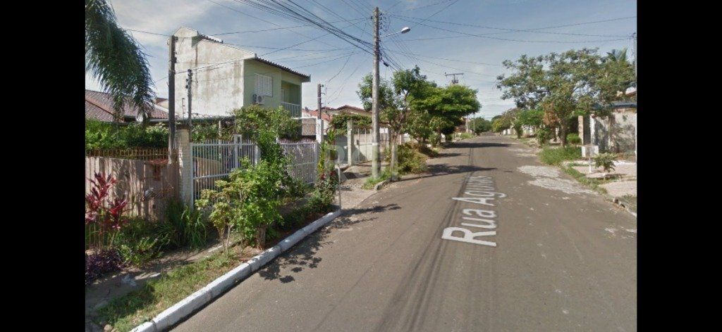 Casa à venda com 3 quartos, 98m² - Foto 4