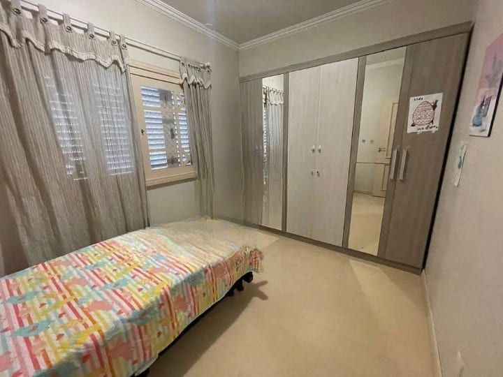 Casa à venda com 4 quartos, 160m² - Foto 11