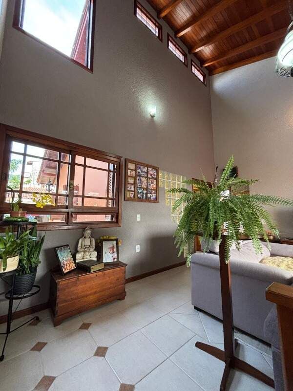 Casa, 3 quartos, 210 m² - Foto 5