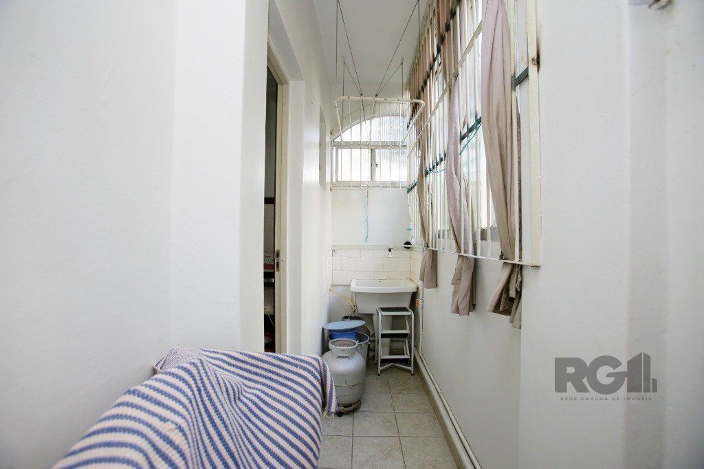 Apartamento à venda com 3 quartos, 94m² - Foto 19