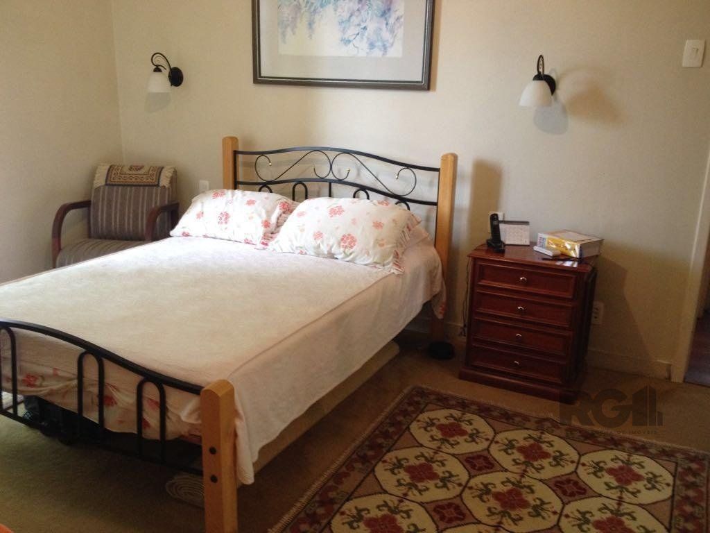 Sobrado à venda com 6 quartos, 257m² - Foto 11