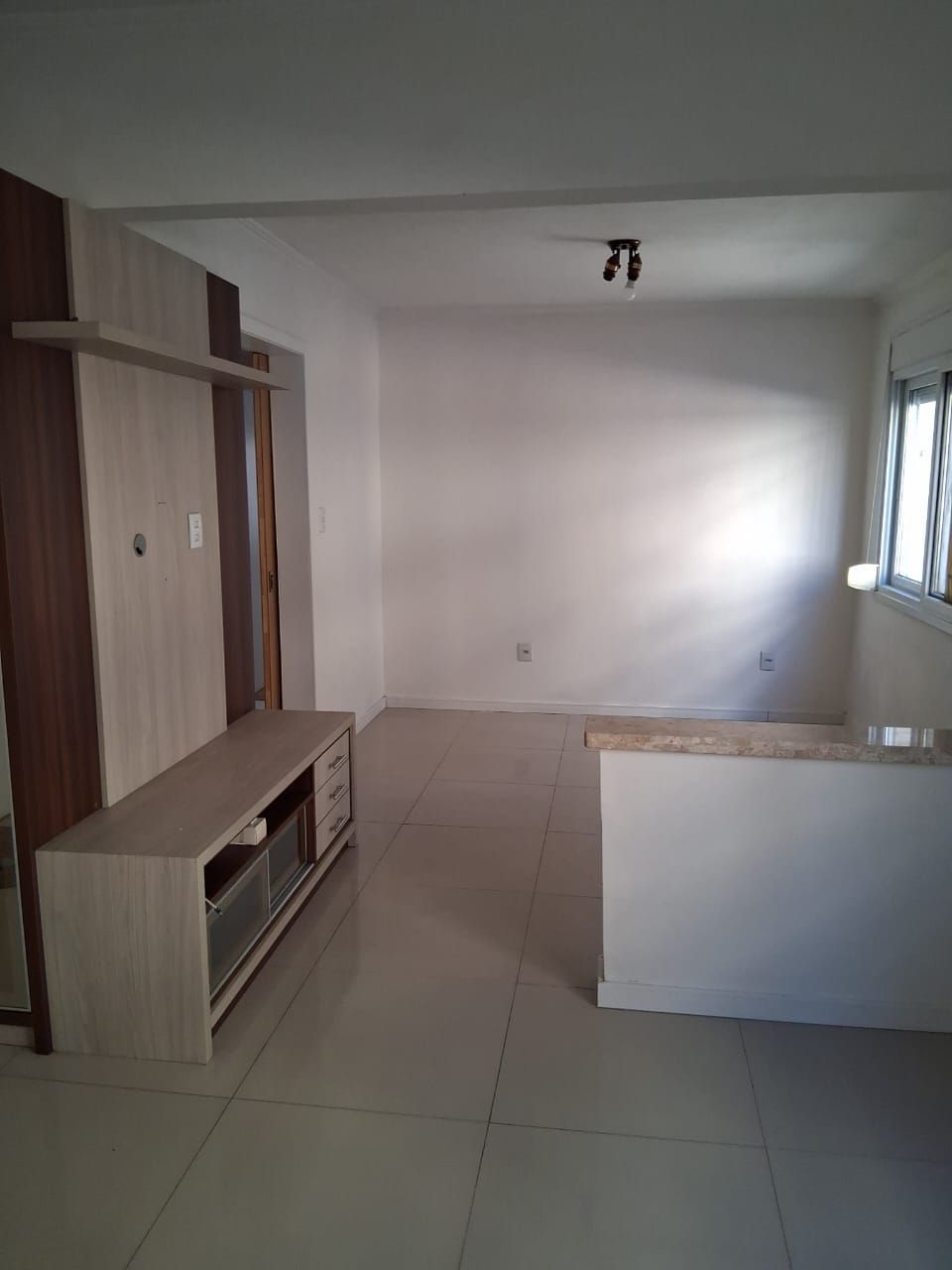 Apartamento à venda com 72m², 2 quartos, 1 vaga no bairro Centro Histórico em Porto Alegre