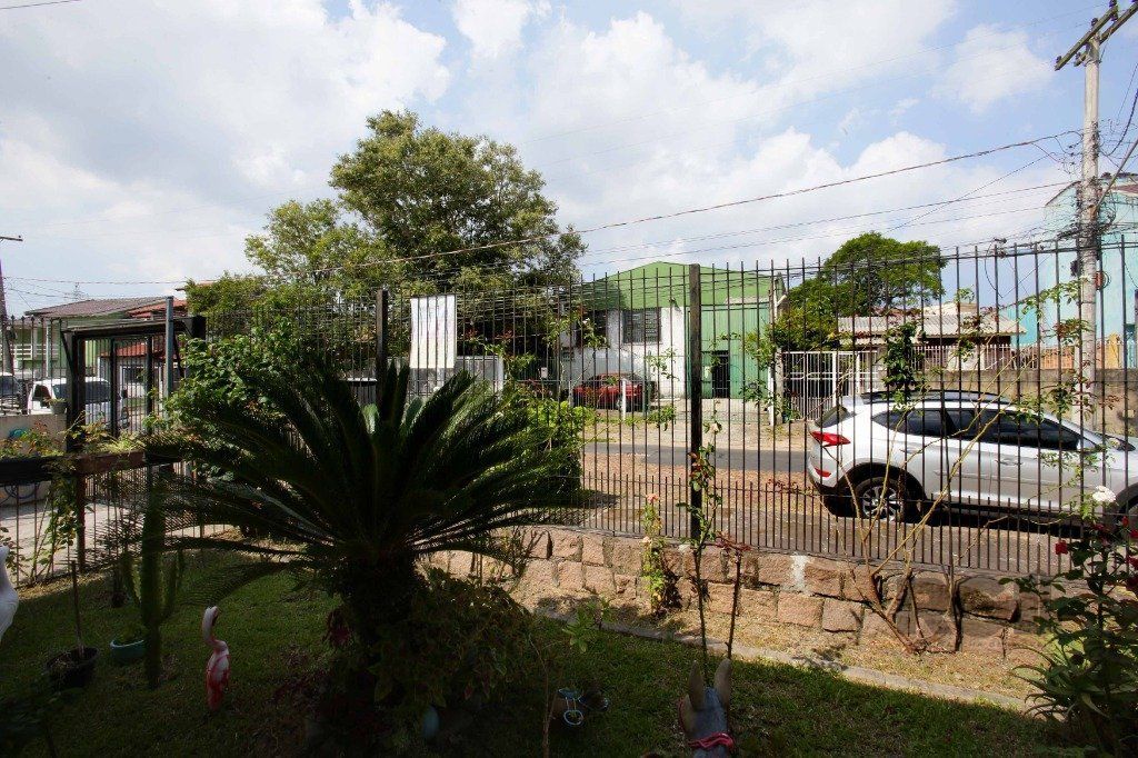 Casa à venda com 4 quartos, 150m² - Foto 9
