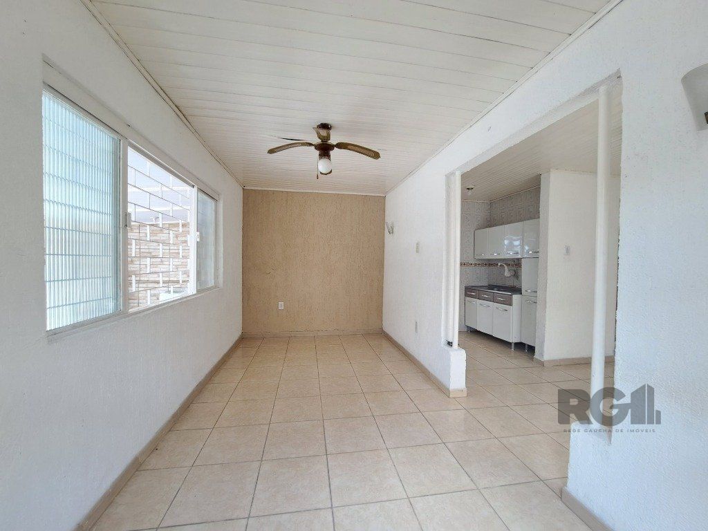 Casa à venda com 2 quartos, 59m² - Foto 15
