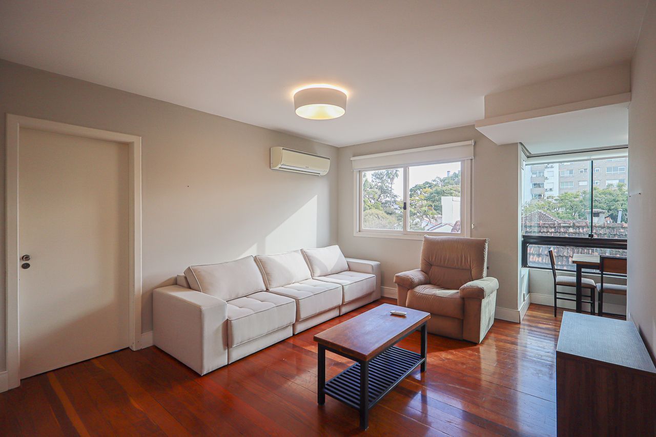 Apartamento 02 Quartos no Bairro Petrópolis em Porto Alegre