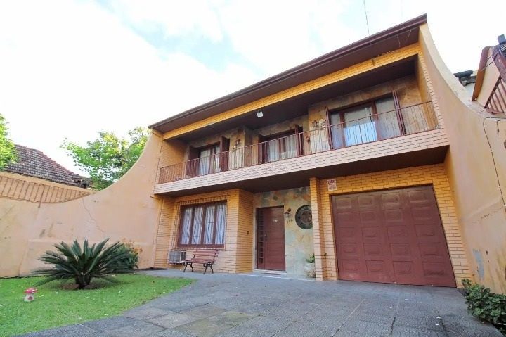 Sobrado à venda com 3 quartos, 224m² - Foto 1