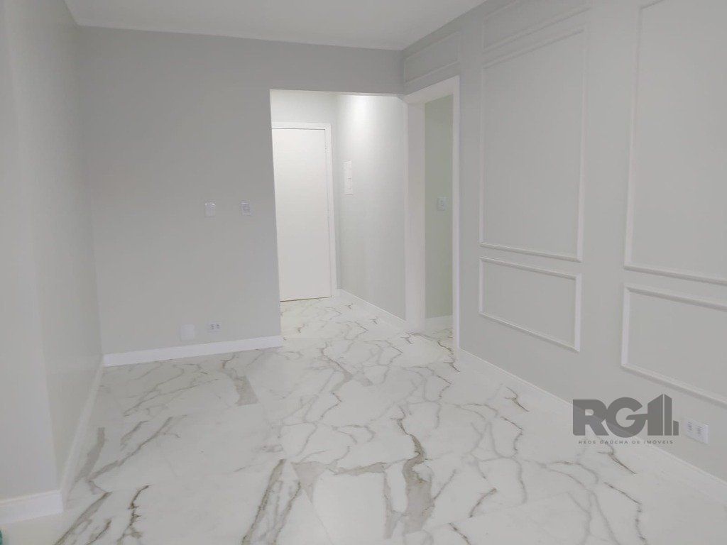 Apartamento à venda com 2 quartos, 75m² - Foto 2