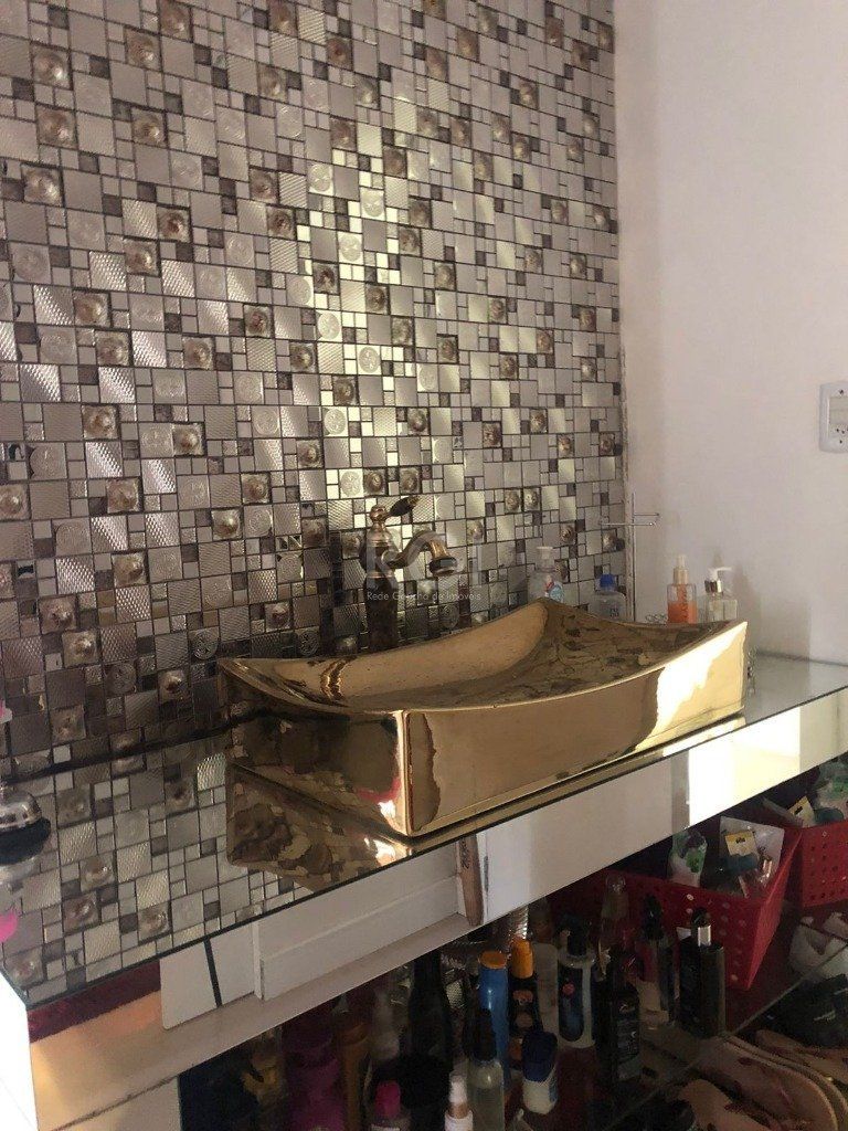 Casa à venda com 5 quartos, 220m² - Foto 20