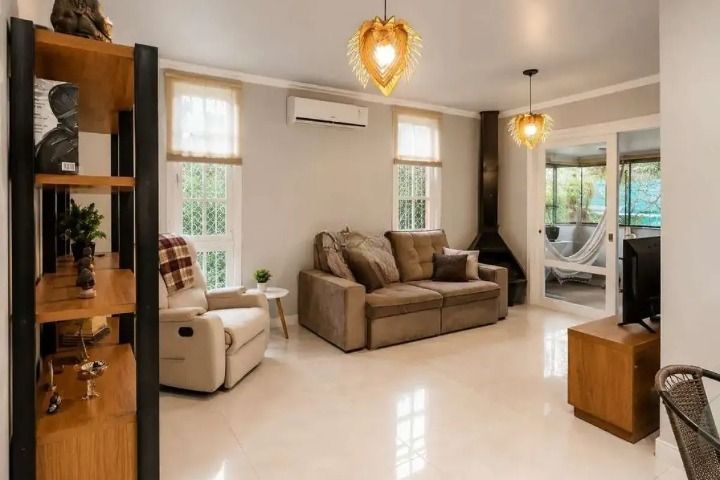 Apartamento a venda, 2 quartos, com lareira e churrasqueira no bairro Mont Serrat