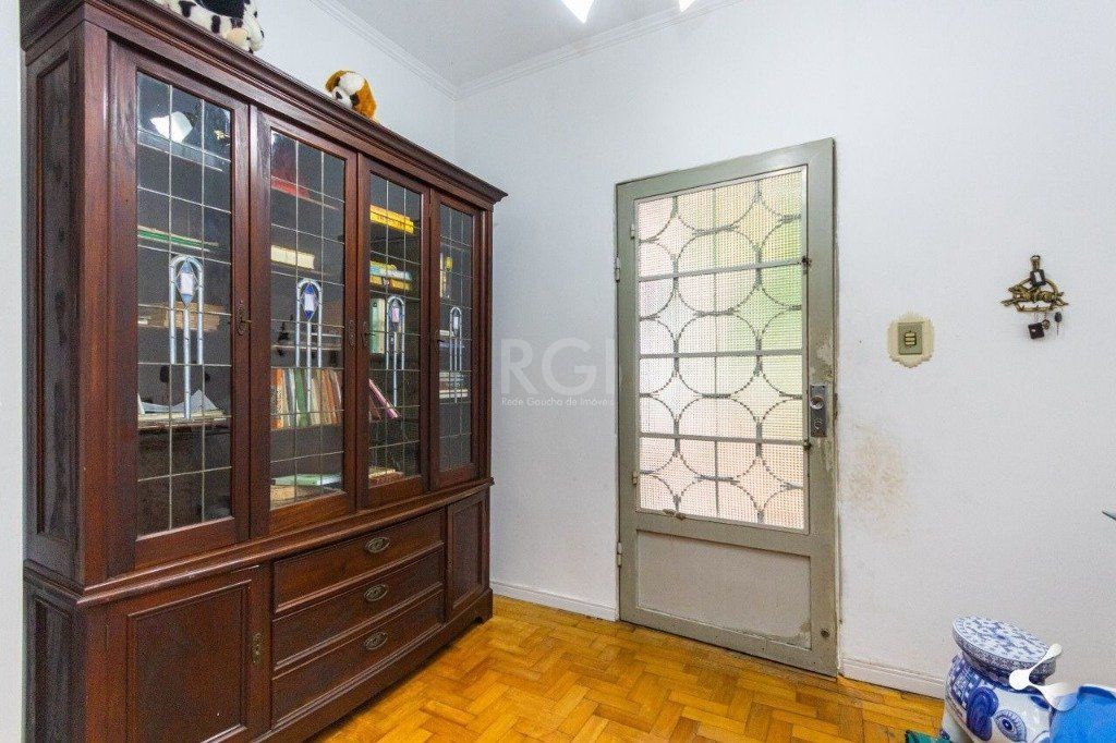Casa à venda com 4 quartos, 221m² - Foto 18