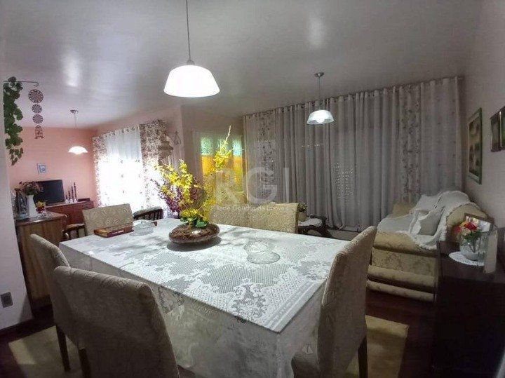 Casa à venda com 4 quartos, 189m² - Foto 4