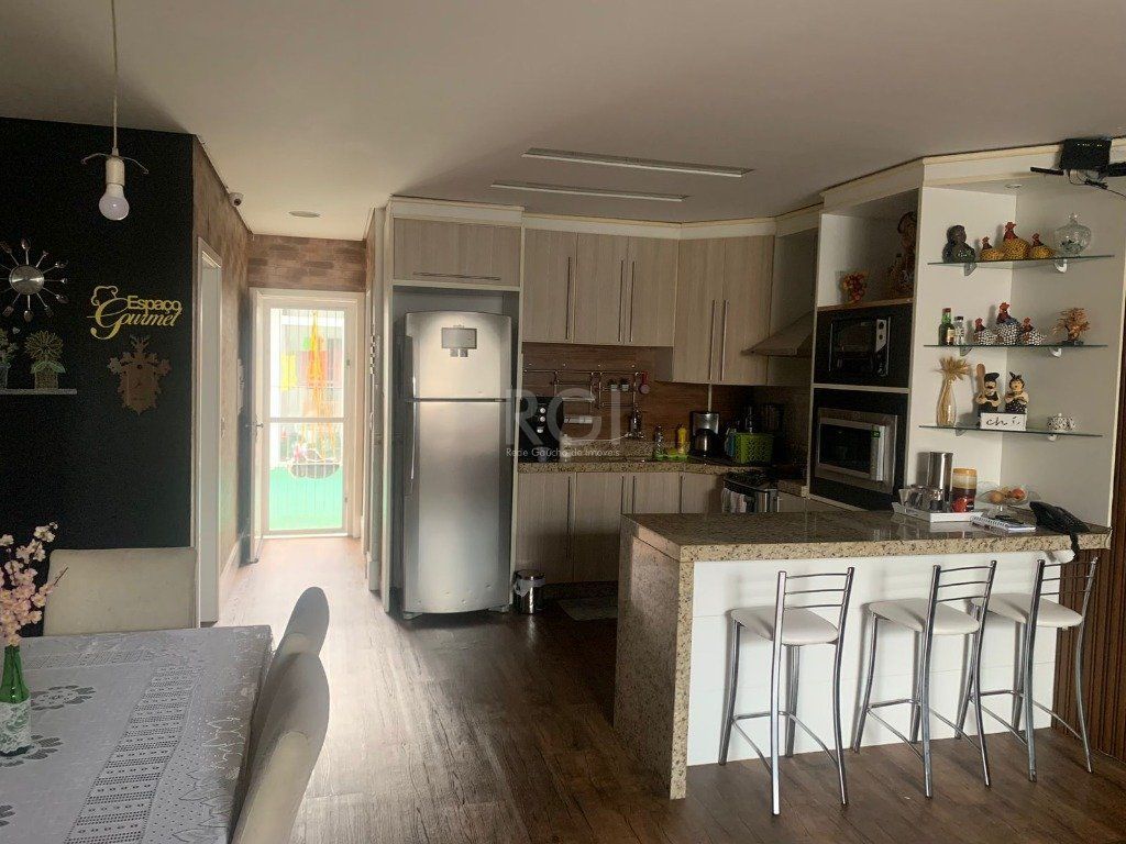 Sobrado, 4 quartos, 240 m² - Foto 3