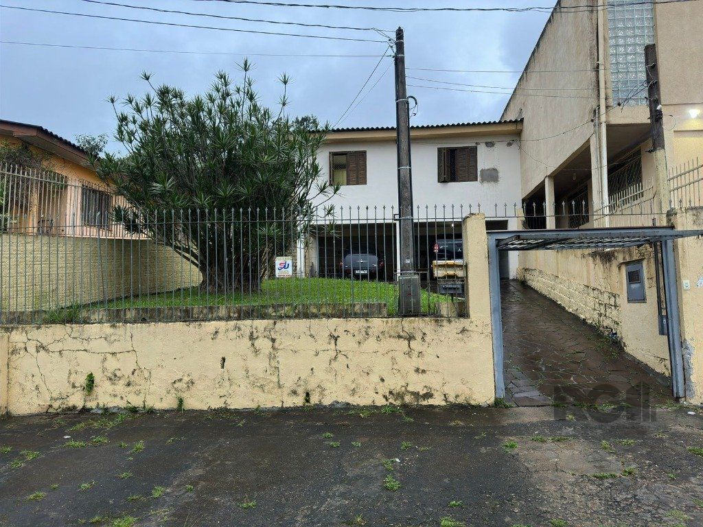 Casa, 3 quartos, 129 m² - Foto 1