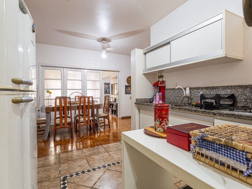 Casa à venda com 3 quartos, 157m² - Foto 13