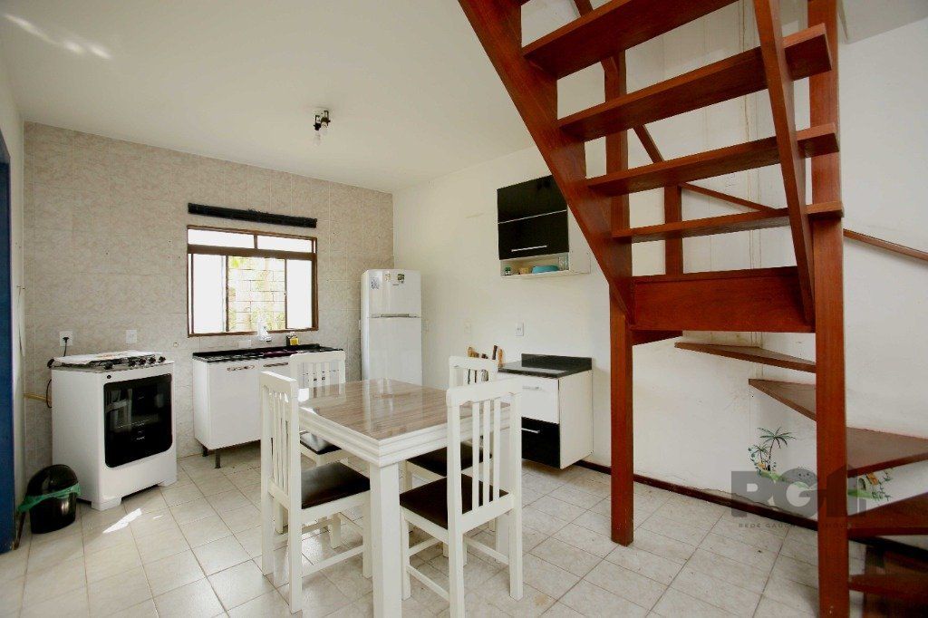 Casa à venda com 4 quartos, 150m² - Foto 26