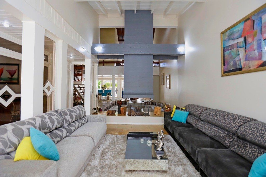 Casa à venda com 5 quartos, 598m² - Foto 1