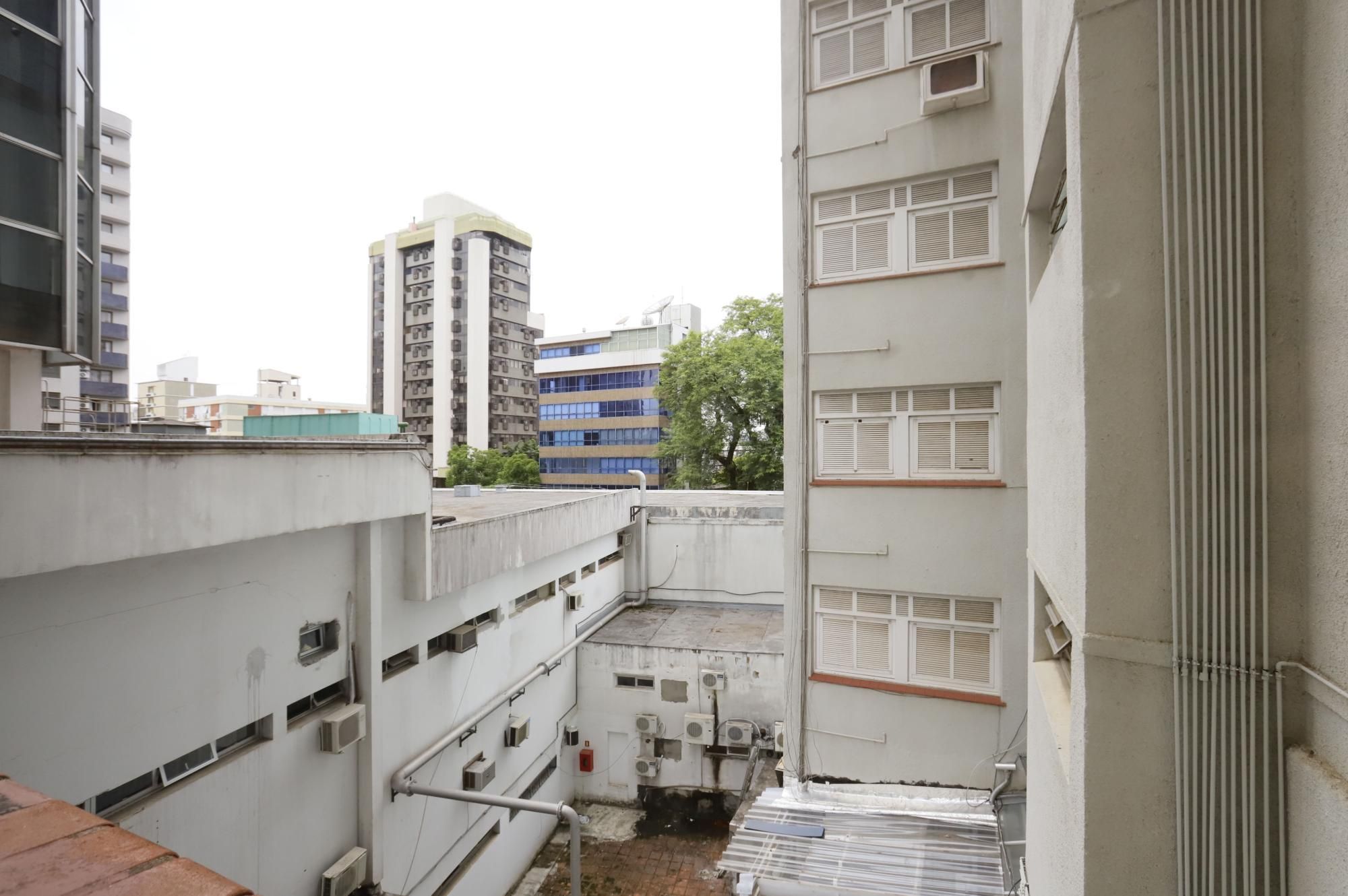 Apartamento à venda com 3 quartos, 143m² - Foto 38