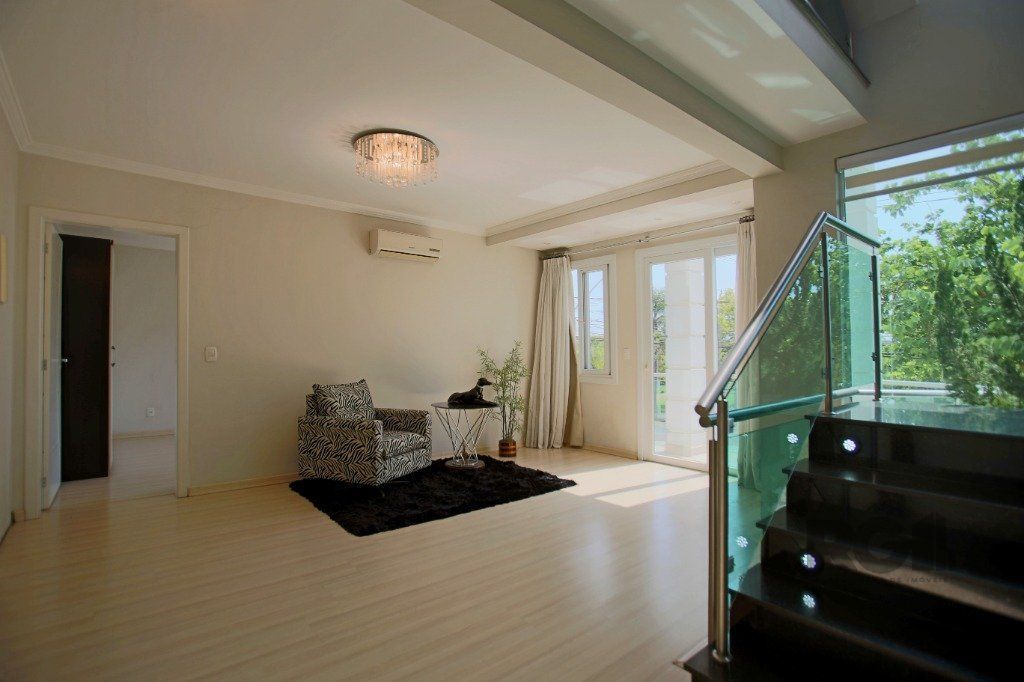 Casa à venda com 3 quartos, 300m² - Foto 18