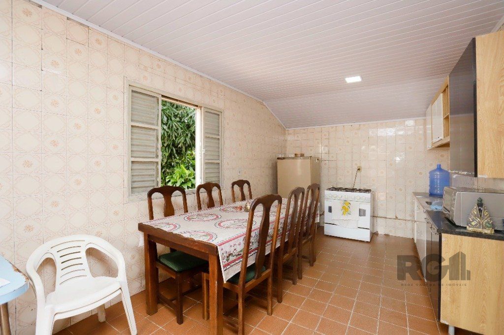 Casa à venda com 3 quartos, 128m² - Foto 9