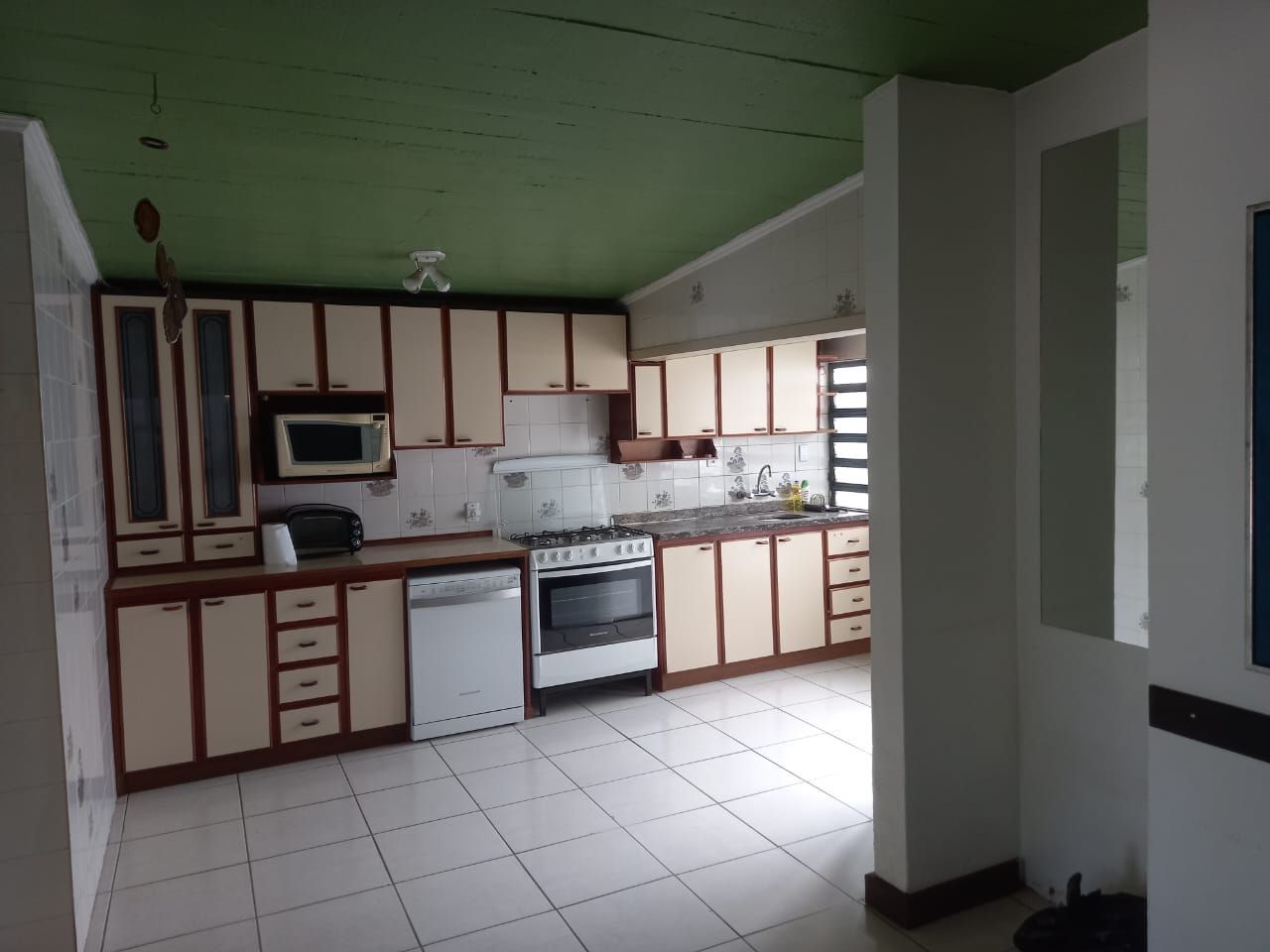 Casa à venda com 3 quartos, 107m² - Foto 8
