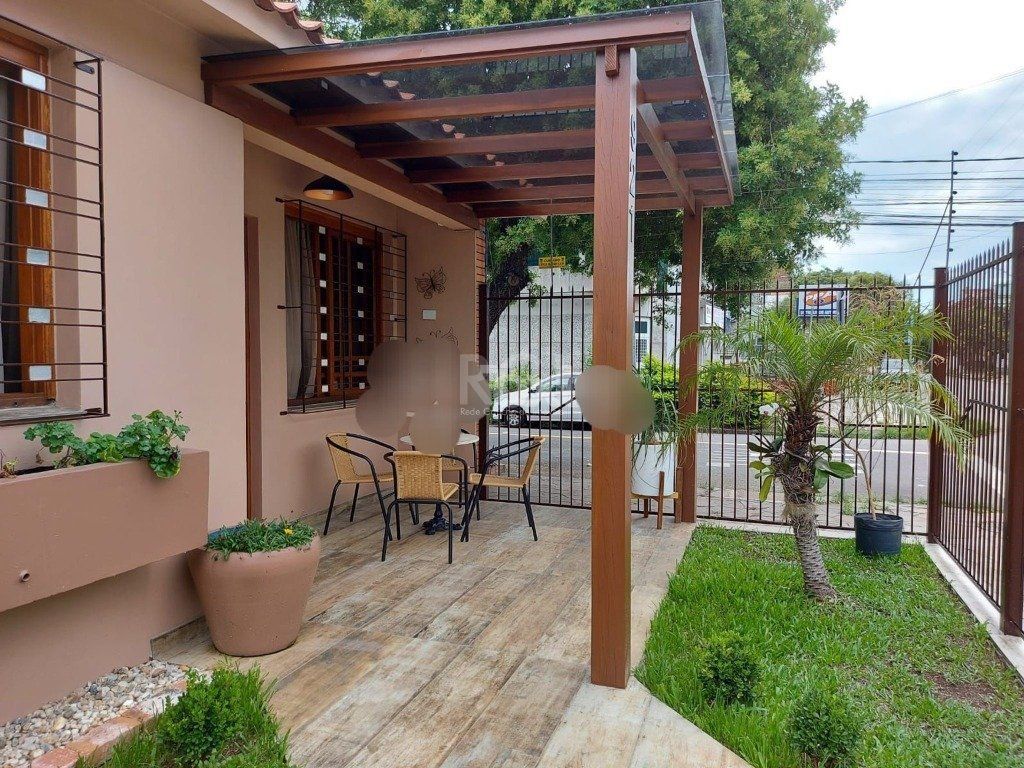 Casa à venda com 3 quartos, 161m² - Foto 3