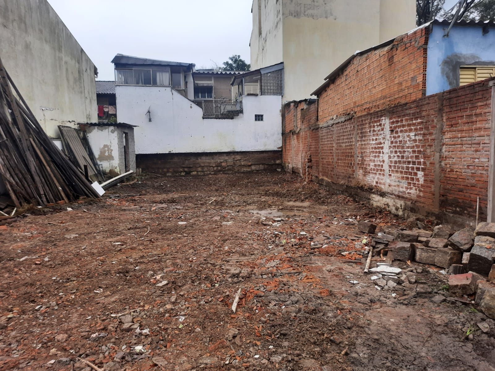Terreno Plano com 305m² no Jardim Itu Sabará –   💰 R$ 320.000,00