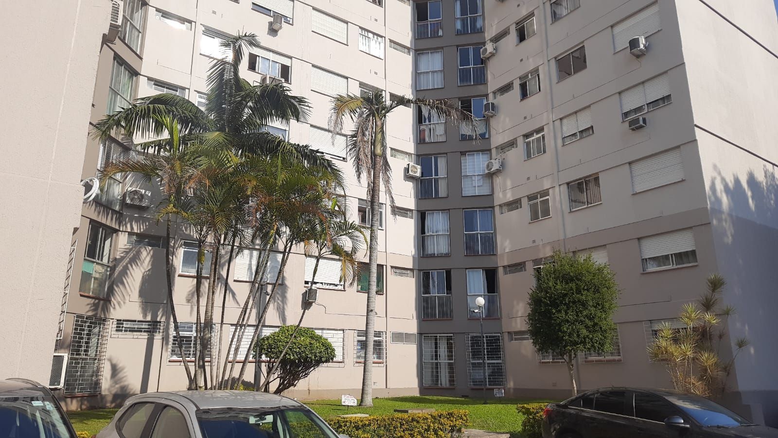 Apartamento à venda com 45m², 1 quarto, 1 vaga no bairro Cristal em Porto Alegre