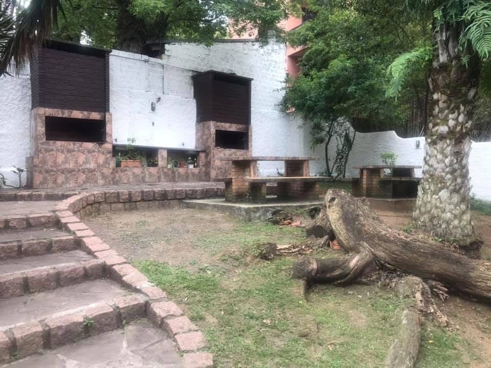 Apartamento Mobiliado 2 Dormitórios com Vaga no Medianeira – Pronto para Morar!