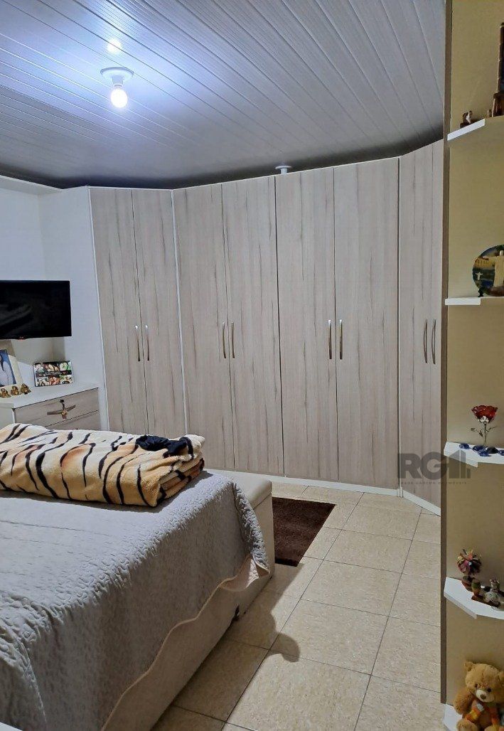 Casa à venda com 5 quartos, 220m² - Foto 19