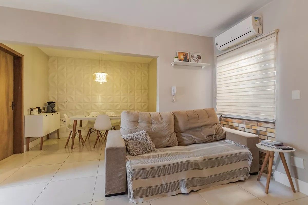 Apartamento à venda com 58m², 2 quartos no bairro Sarandi em Porto Alegre