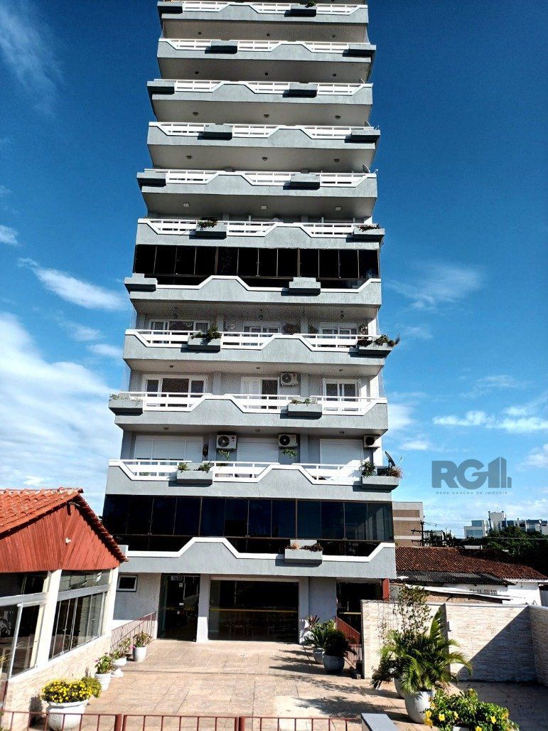 Apartamento à venda com 3 quartos, 167m² - Foto 1
