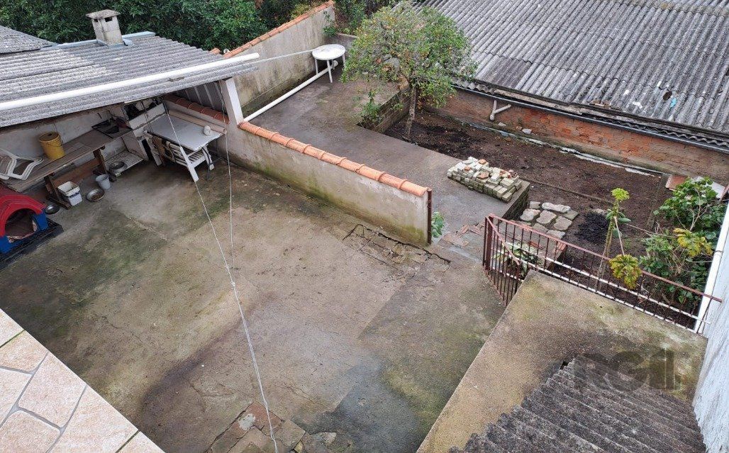 Casa à venda com 5 quartos, 220m² - Foto 25