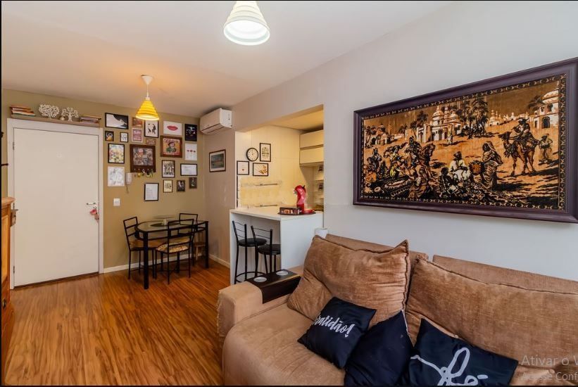 Apartamento à venda com 58m², 2 quartos, 1 suíte, 1 vaga no bairro Cavalhada em Porto Alegre