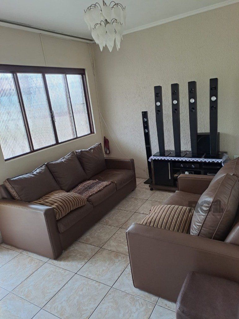 Casa à venda com 5 quartos, 220m² - Foto 7