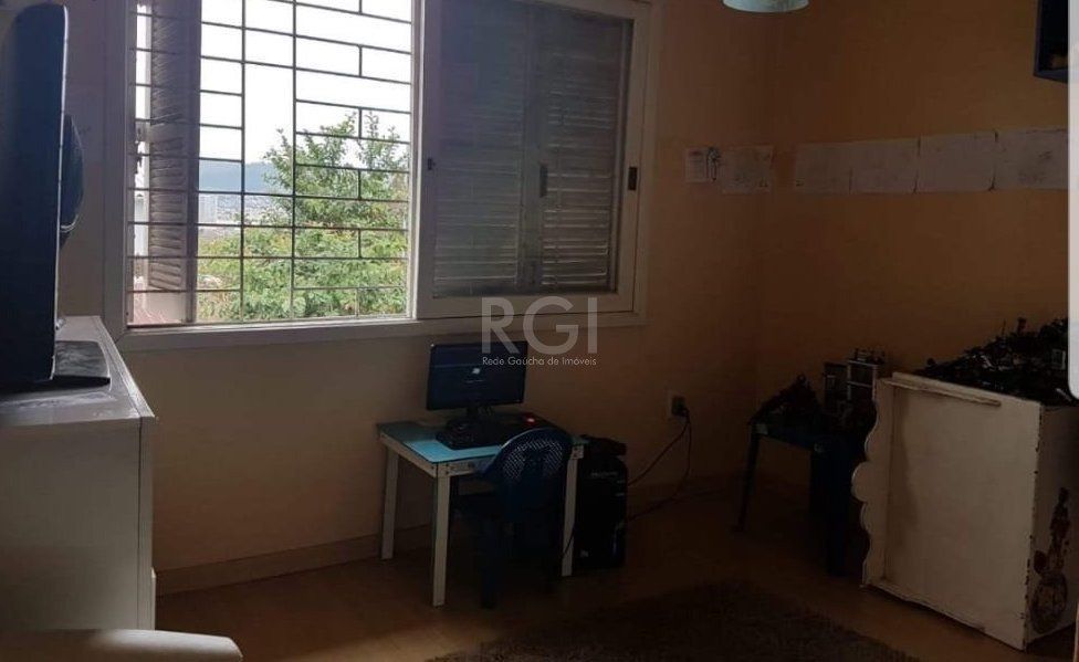 Casa à venda com 3 quartos, 239m² - Foto 11