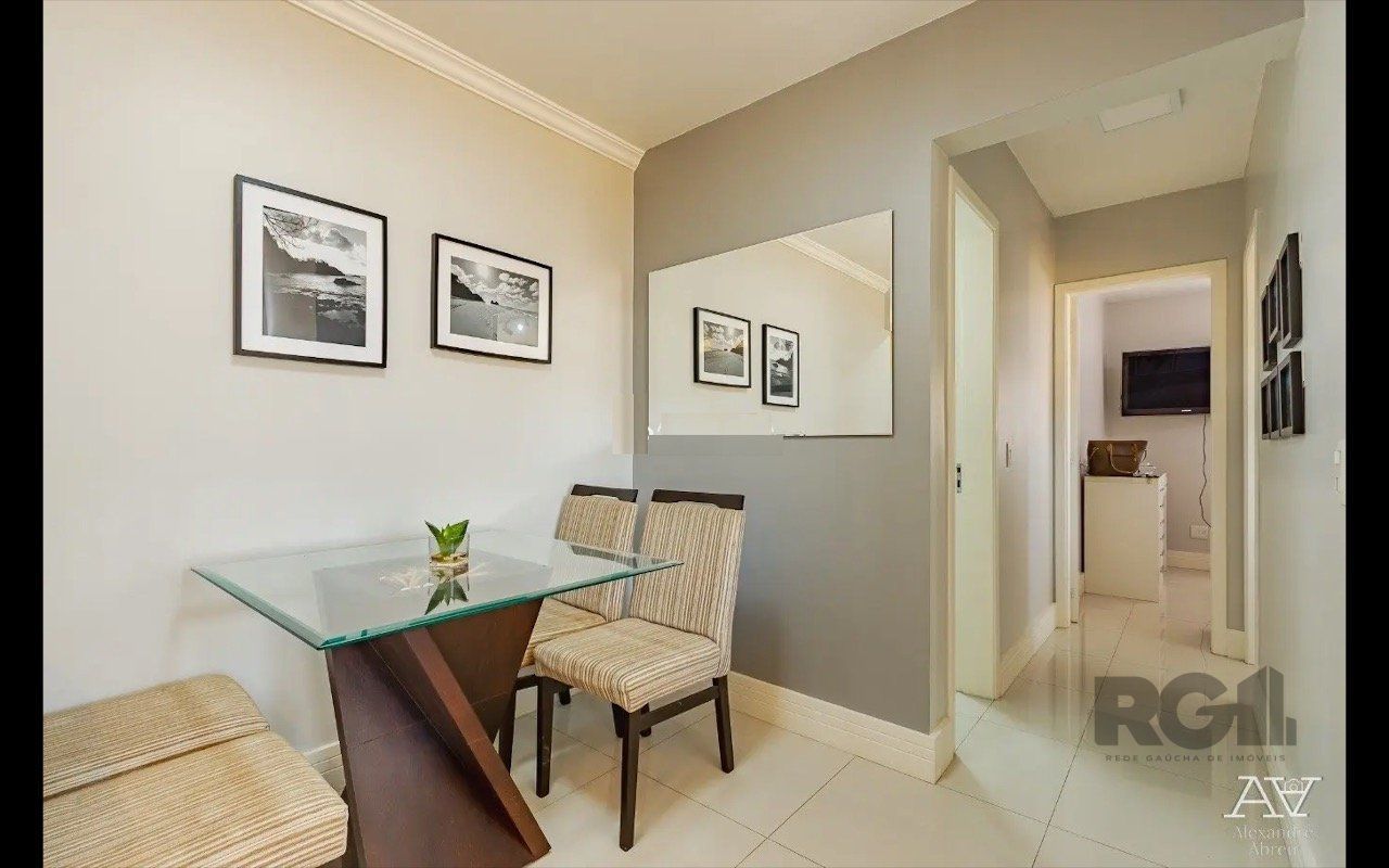 Apartamento à venda com 2 quartos, 60m² - Foto 2