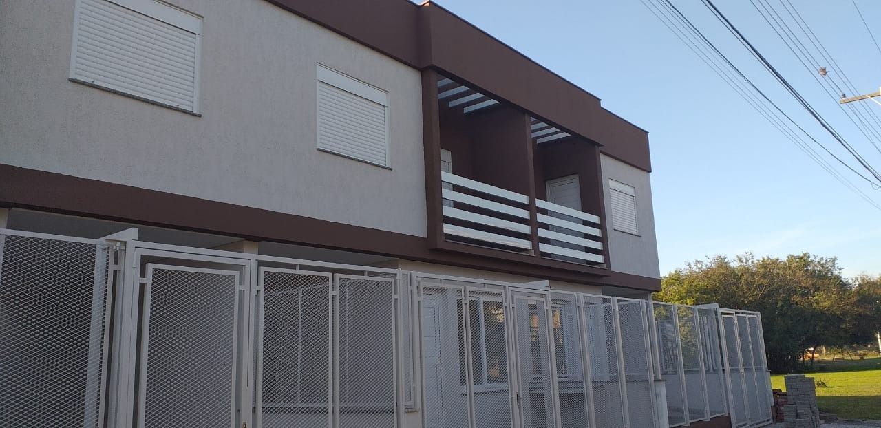 Casa Condominio para Venda - 107m², 3 dormitórios, sendo 1 suites, 2 vagas - Parque Santa Fé