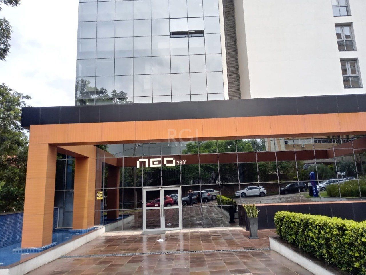 Conjunto/Sala para Venda - 86m², 0 dormitórios, 1 vaga - Petrópolis